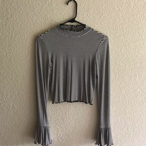 forever 21 black and white stripped top .